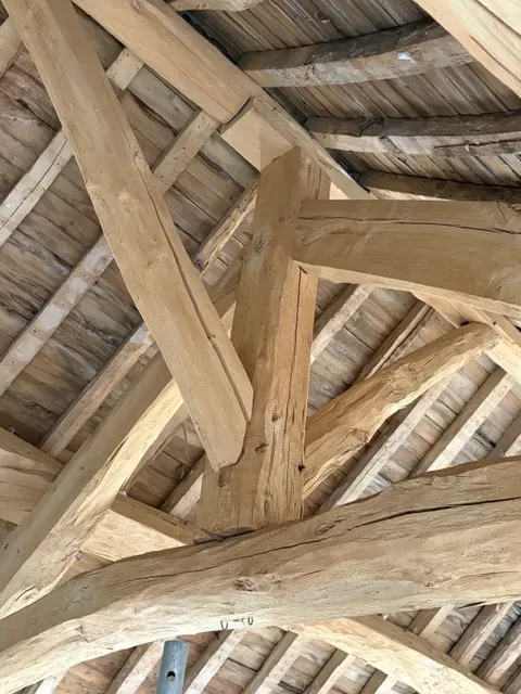 DC971F62-0D3A-4AE5-ADC8-88B15CB5CC35